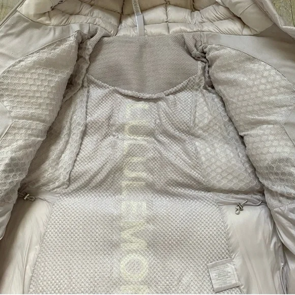 Lululemon Wunder Under Puffer Jacket Size 8 - Picture 4 of 13